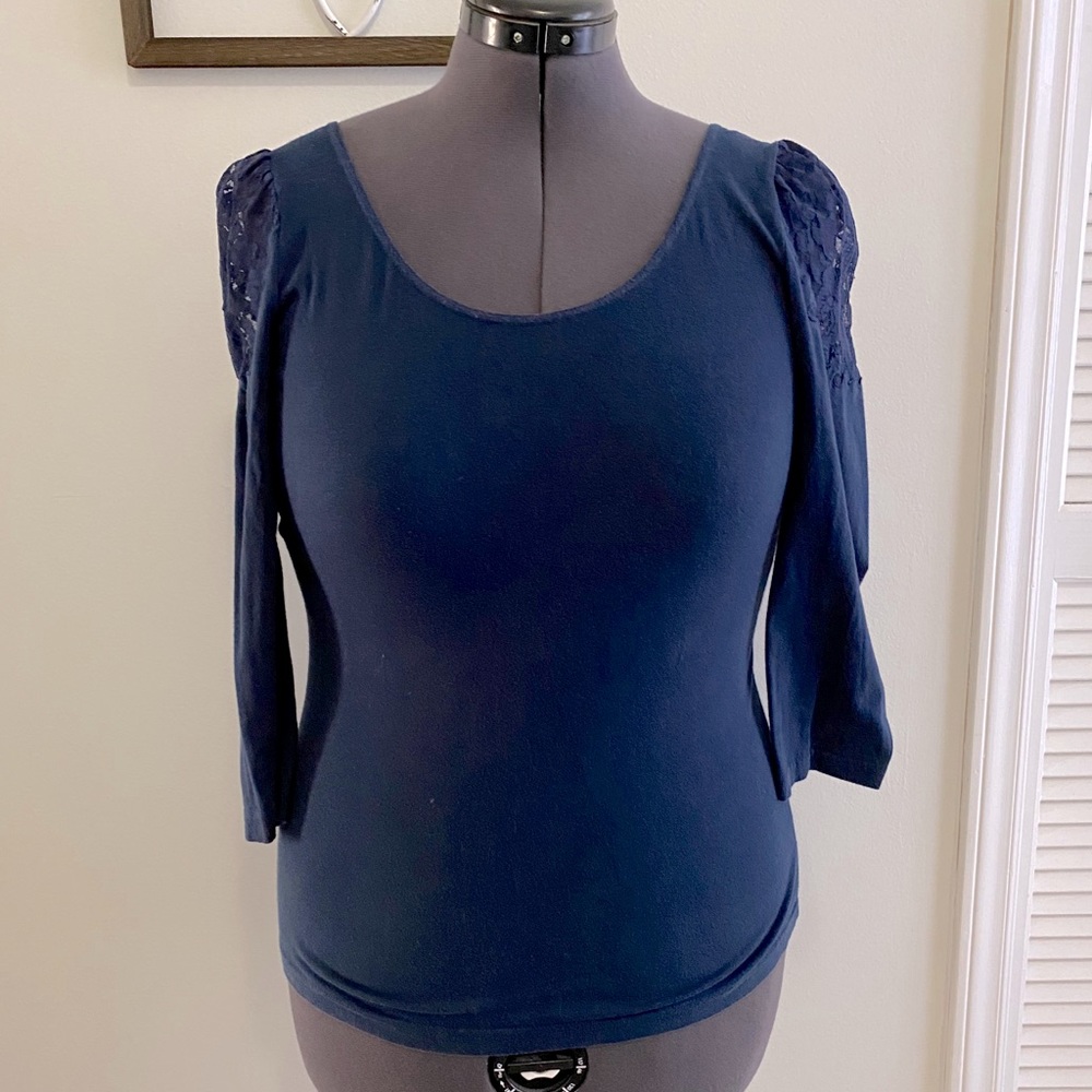 H&M cotton shirt with lace shoulders